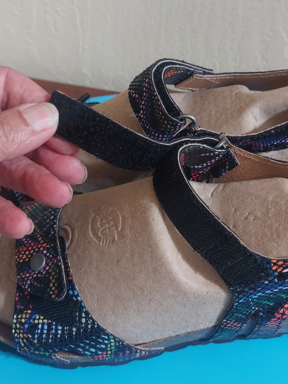 Spring Step Comfort Leather Sandals - Picture 6 of 12